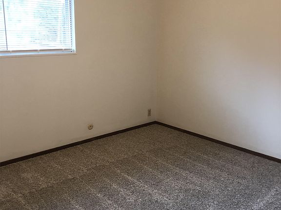 3rd image of 3009 Sierra Pkwy #1