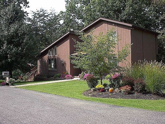 1st image of 53 Stoney Oaks Dr