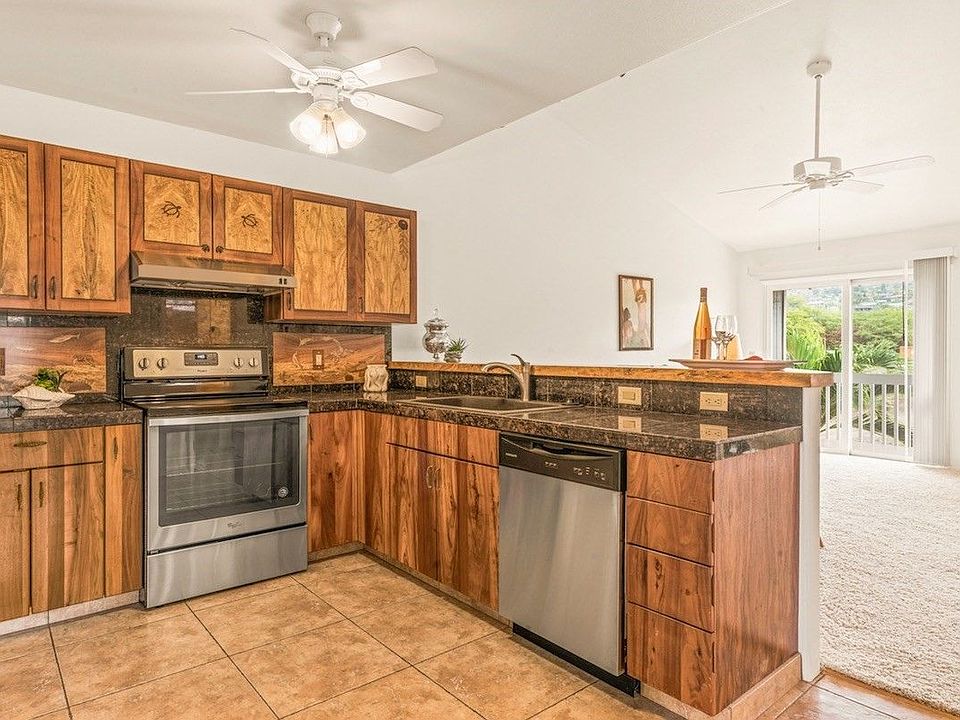 1st image of 76-134 Heenalu Rd APT 9
