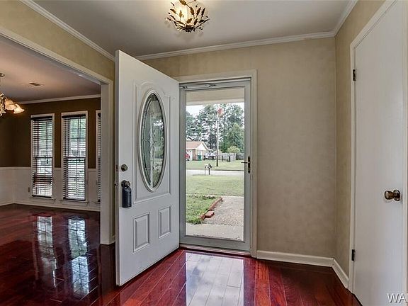 4th image of 1370 Misty Ln