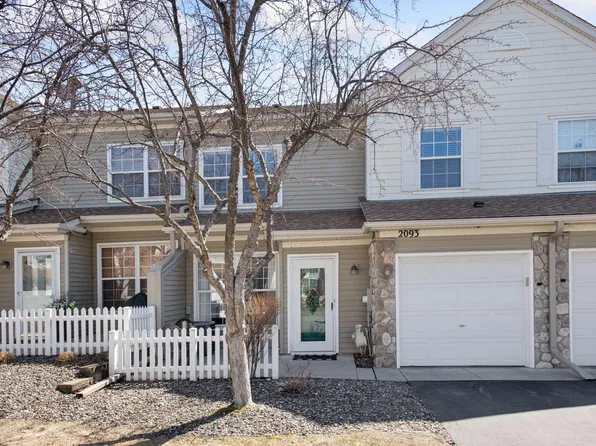2093 Baneberry Way E, Chanhassen, MN 55317