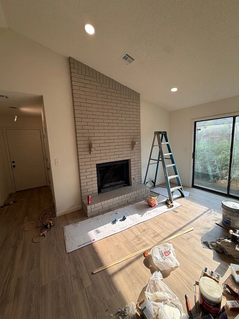 1807/1809 Duplex — Photo 2