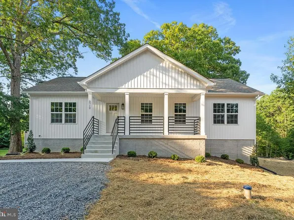 5712 Blue Star Ln, Spotsylvania, VA 22551