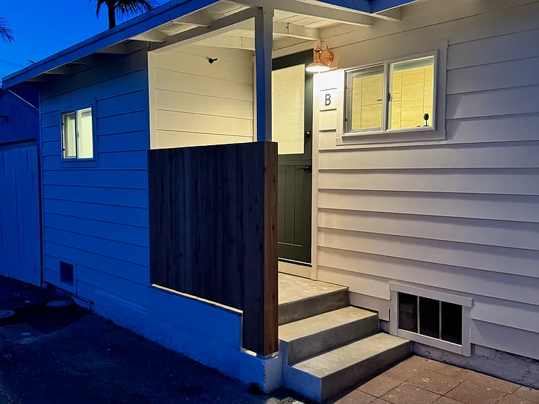 421 S Ditmar St #B — Photo 13