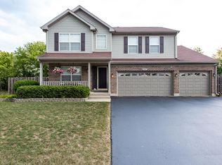 2007 Dawn Ln, Zion, IL 60099