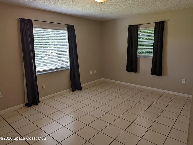 461 Ellington Ave SE — Photo 7