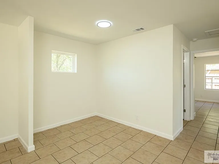 1821 Warren St — Photo 20