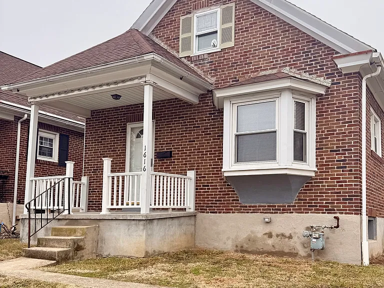 1616 Fayette Ave — Photo 1
