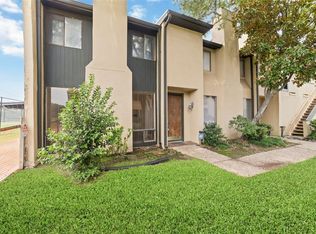 1116 Bering Dr APT 13, Houston, TX 77057