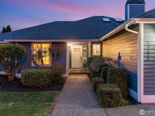 15608 156th Place SE, Renton, WA 98058