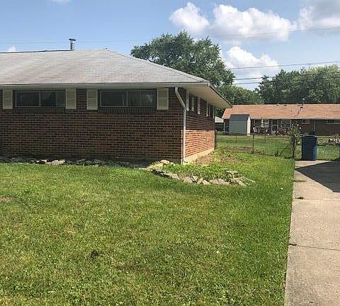 2nd image of 5668 Shady Oak St