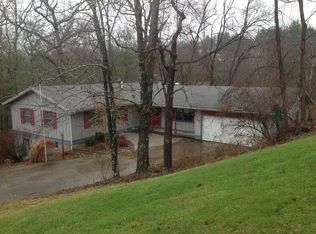 7558 Longmeadow Ln, Athens, OH 45701