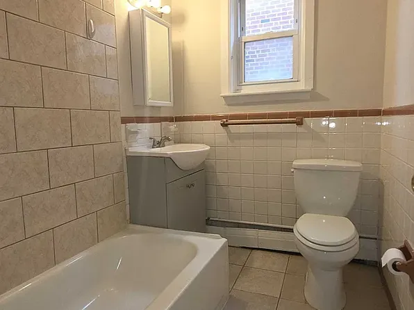 7332 Montour St #1, Philadelphia, PA 19111