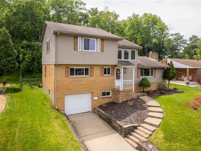 439 Woodrift Ln, Pittsburgh, PA, 15236