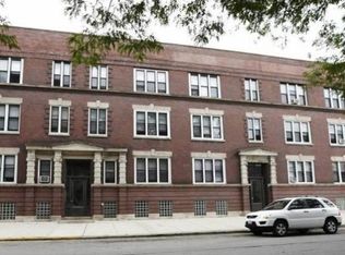 6136 S Dorchester Ave, Chicago, IL 60637