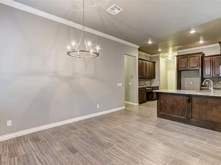 2809 Tranquilo Ln — Photo 9