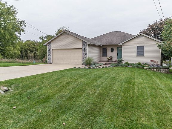 2nd image of 14452 Limerick Ln