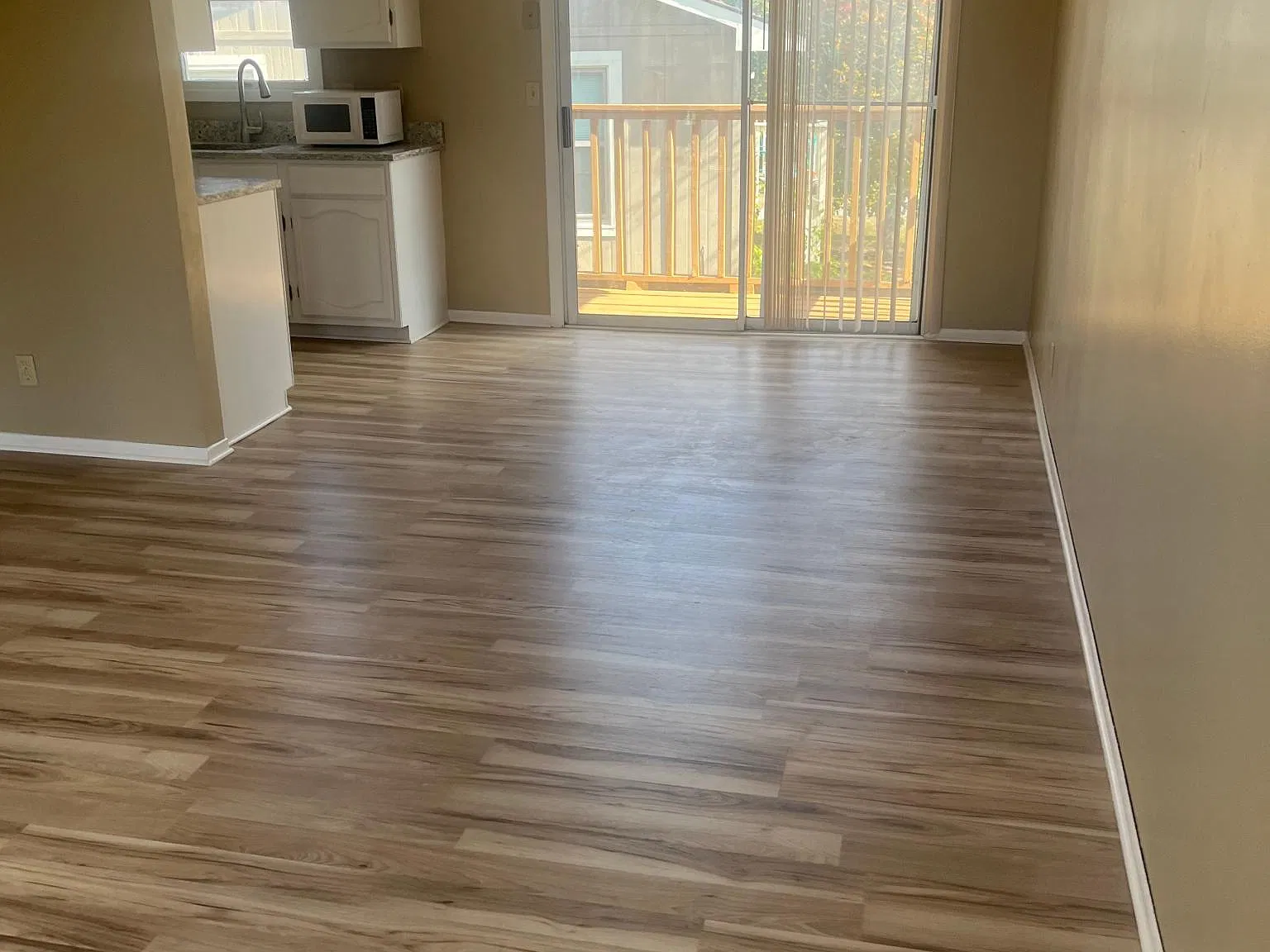 6812 W Par Ln — Photo 3