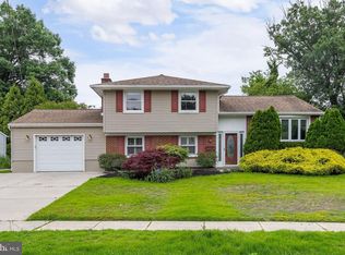 19 Timber Creek Rd, Stratford, NJ 08084