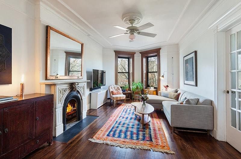 1st image of 182 Saint Marks Ave APT 4