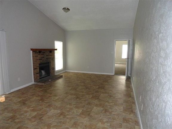 5th image of 9910 Cushing Dr