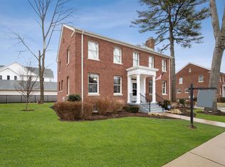 314 Ellington Ave E, Garden City, NY 11530