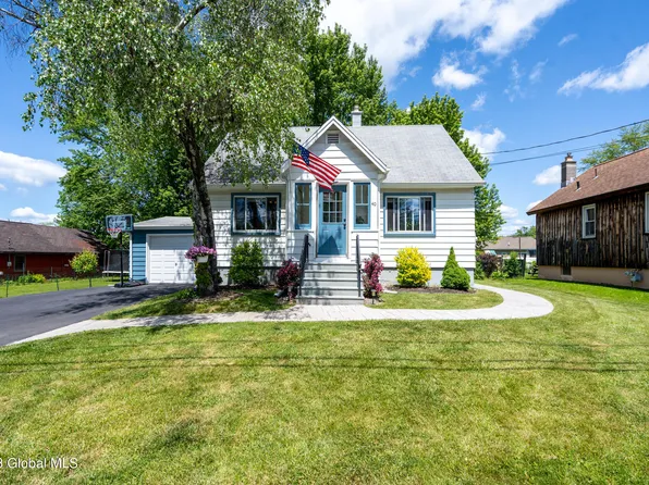 40 New Jersey Avenue, Rensselaer, NY 12144