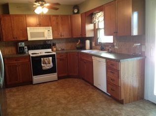 152 W Parsons Rd, Assaria, KS 67416