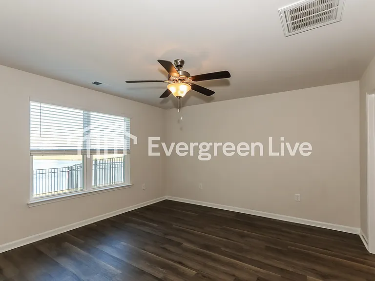 2228 Courtina Way — Photo 8
