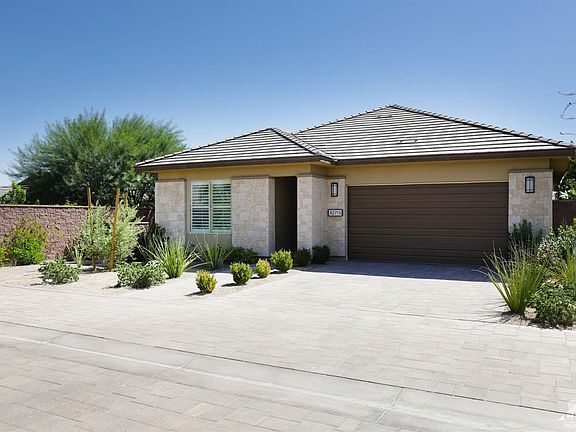 2nd image of 82713 Summerhill Ct
