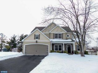 4 Hughes Ave, Sellersville, PA 18960