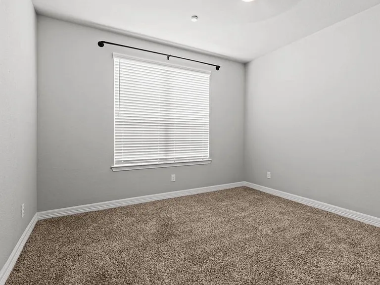 216 Elianne Lace Ct — Photo 26