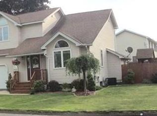 163 Oldfield Rd, Chicopee, MA 01013