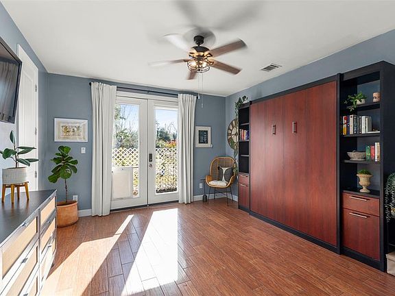 3rd image of 1703 McGowen St