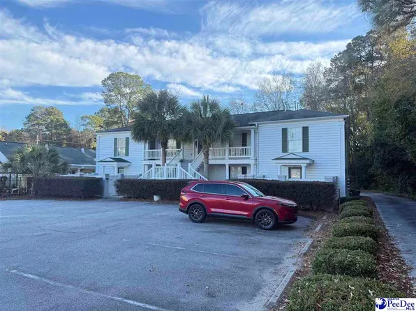 913 Prestwood Dr, Hartsville, SC 29550