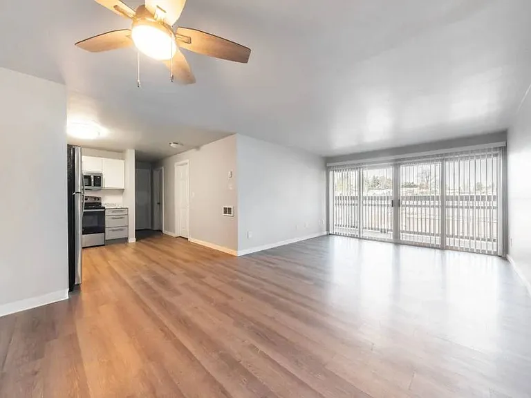 Lantera Apartments — Photo 12