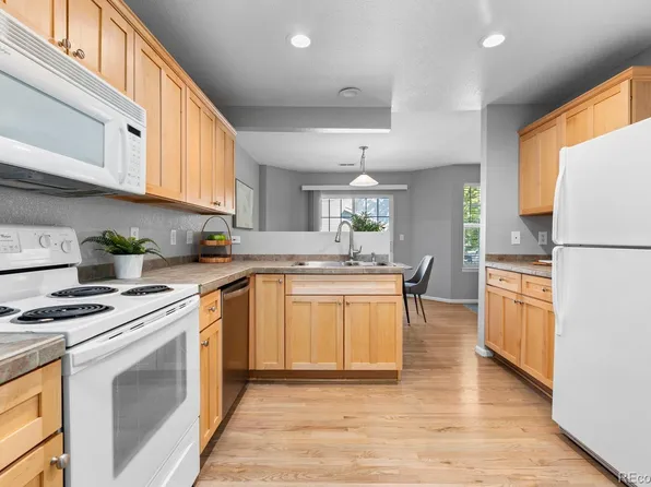 8019 S Kittredge Court, Englewood, CO 80112