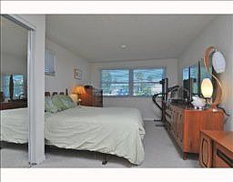 4th image of 762 Saint Judes Dr N