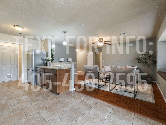 3rd image of 744 W Elder Dr