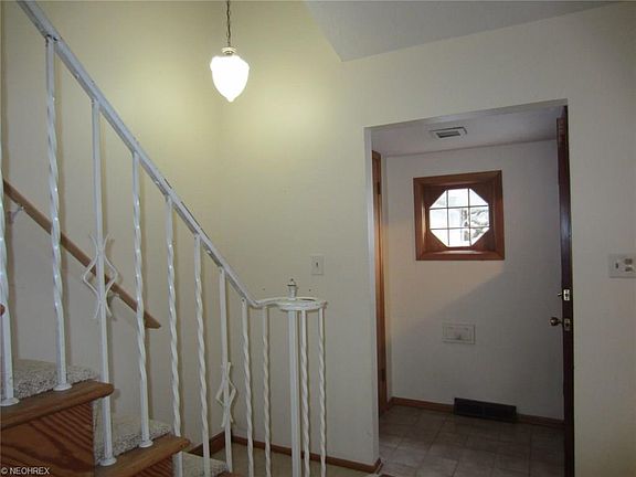 2nd image of 27942 Andorra Dr