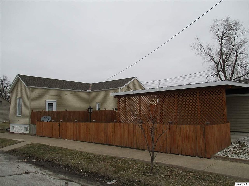 2nd image of 715 S 7th St