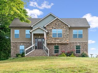 3427 Chapel Hill Rd, Clarksville, TN 37040