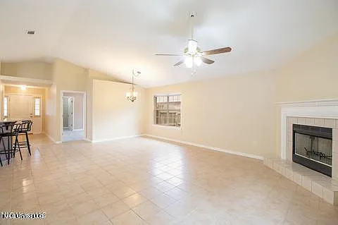 16074 N April Dr — Photo 11
