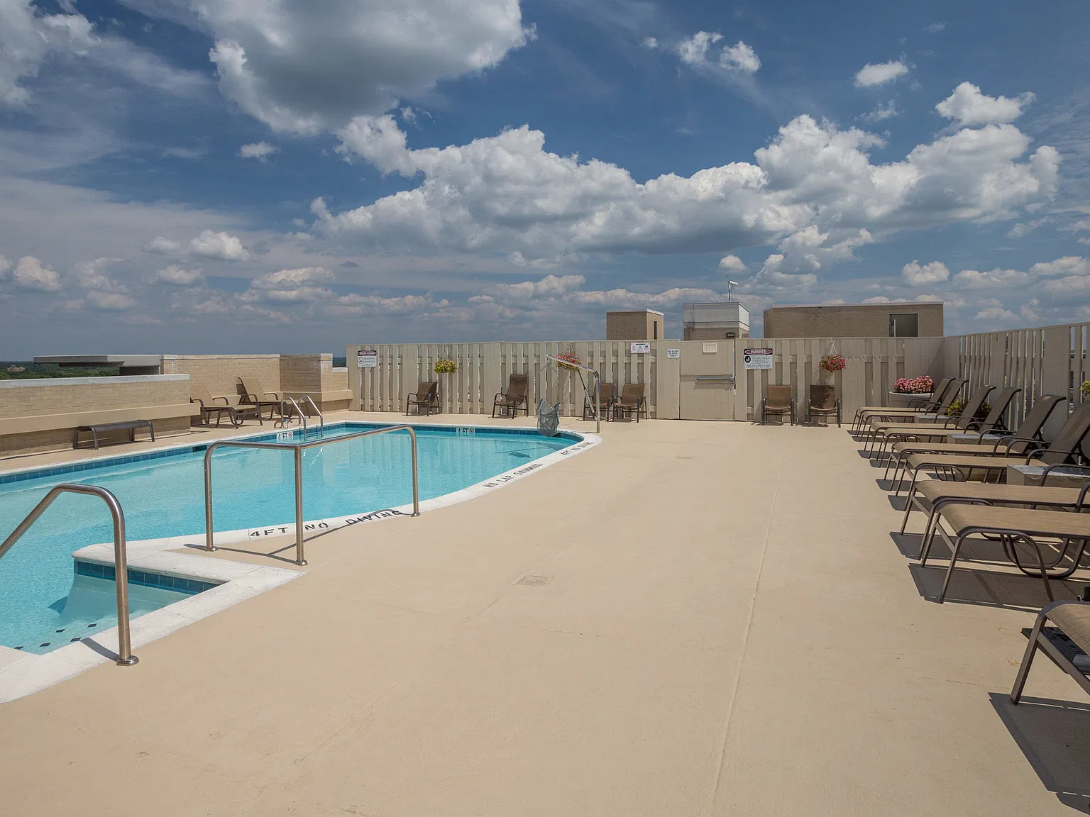 11800 Sunset Hills Rd - 621 — Photo 4