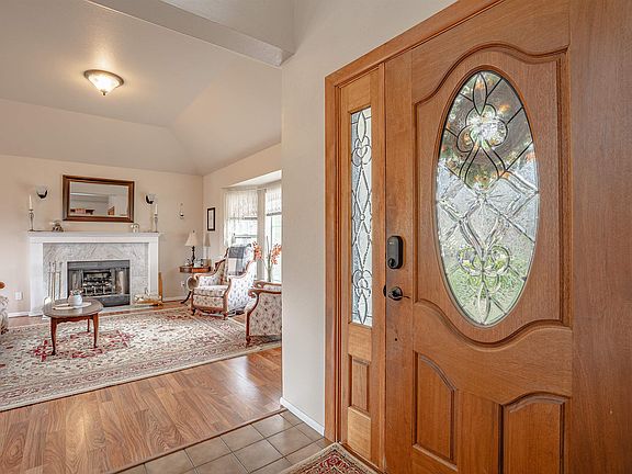 5th image of 125 Brookwood Dr