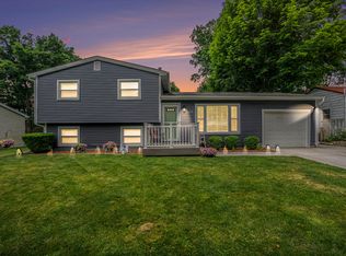 2415 Cumberland St, Kalamazoo, MI 49006