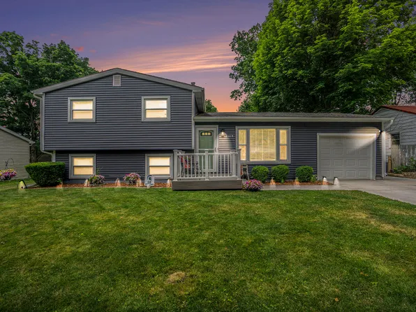 2415 Cumberland St, Kalamazoo, MI 49006