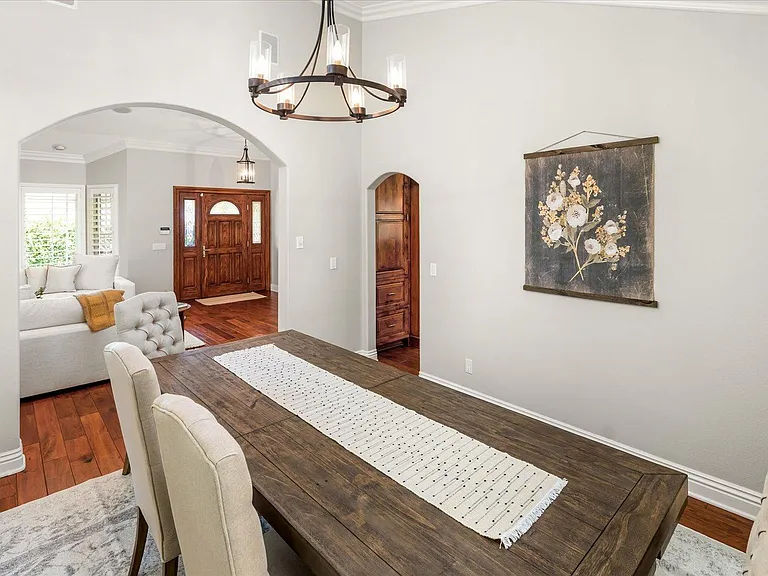 23621 Dunsmore Ln — Photo 10