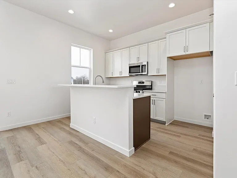 1630 N Mumbarto Ln — Photo 17