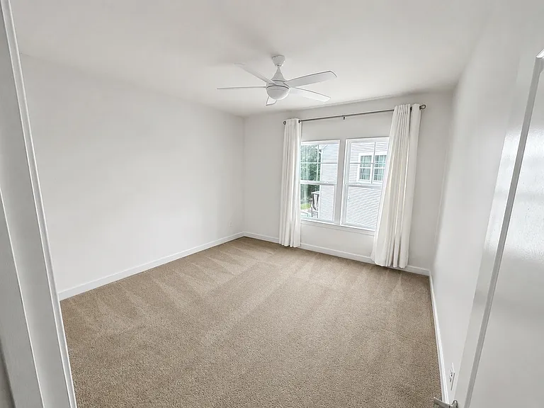 185 Verbena Dr — Photo 30
